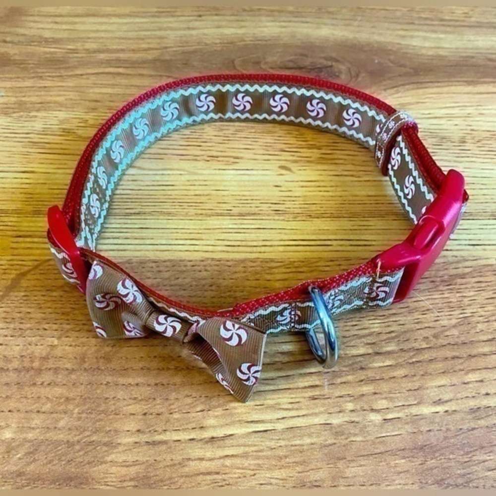 Martha Stewart Pets Peppermint Gingerbread Dog Collar With Bow Size L